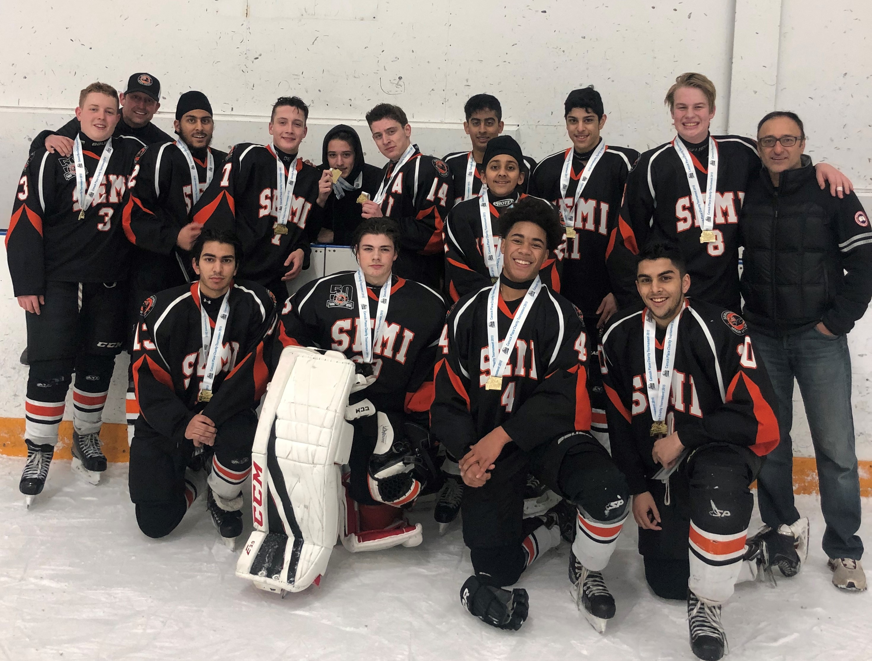 Midget C5 wins Gold at VMHA Canuck Place Charity Tournament!