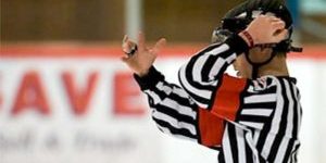 hi-bc-121106-minor-hockey-referee